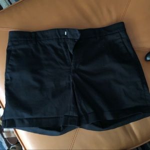 Black Banana Republic Avalon short size 8
